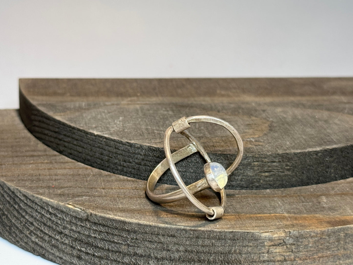 Illusion Orbit Ring